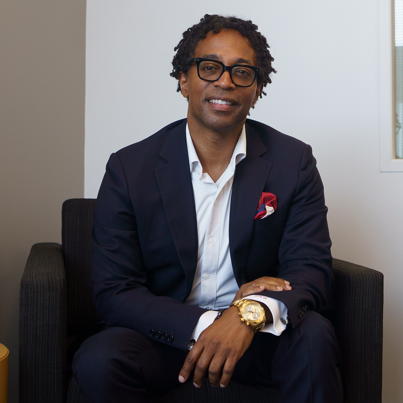 MO1 isn't NY16. But Wesley Bell hoping for a similar outcome